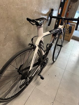 Bicicleta de carretera CKT 568