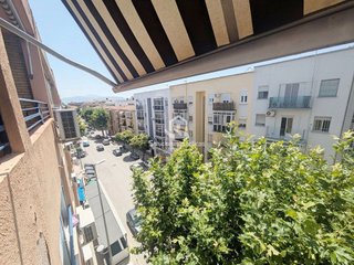 Piso en alquiler en Peñamefecit - Avda Barcelona en Jaén