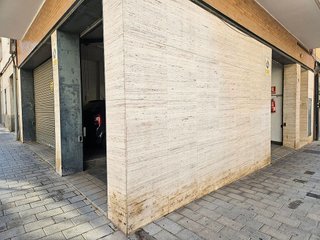 Garaje en venta en Les Planes en Sant Joan Despí