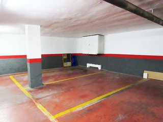 Garaje en venta en Valdeacederas en Madrid