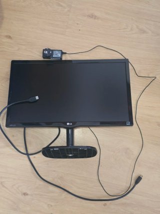 Monitor LG 22 Full HD HDMI DVI VGA