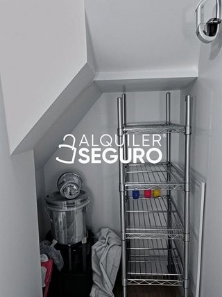 Chalet en alquiler en Costillares en Madrid
