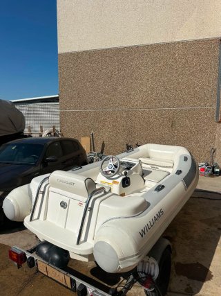 Williams TurboJet - Embarcación semirrígida