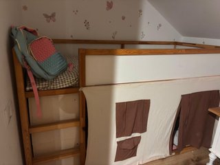 Cama alta infantil de madera