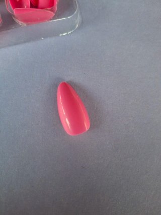 Unghie finte rosa