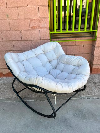 ¡CHOLLO! Sillón Mecedora con Cojín Acolchado NUEVO
