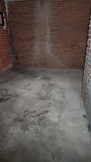 Local comercial en venta en San Juan Bautista en Madrid