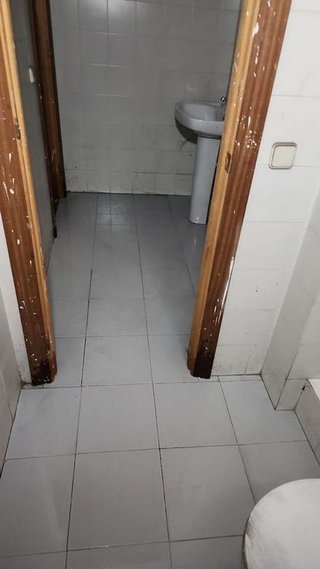 Local comercial en venta en San Juan Bautista en Madrid