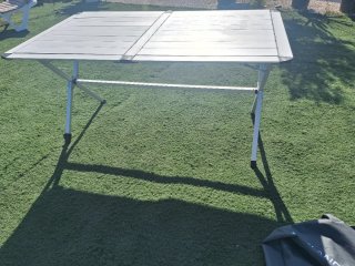 Mesa de camping aluminio Midland plegable
