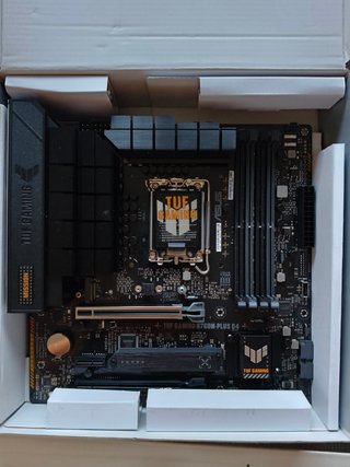 Placa Base ASUS TUF GAMING B760M-PLUS D4