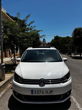 Volkswagen Touran 2012  92 000km certificados