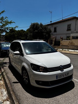 Volkswagen Touran 2012  92 000km certificados