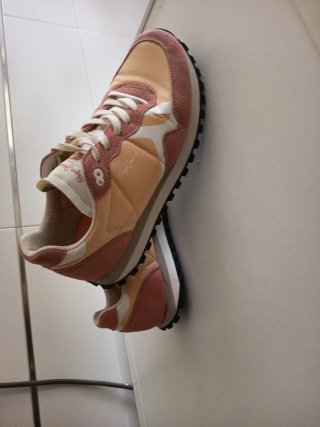 Zapatillas Pepe Jeans Naranja y Rosa.