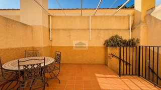 Casa adosada en alquiler en Bola de Oro - Serrallo en Granada