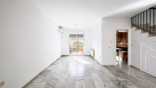 Casa adosada en alquiler en Bola de Oro - Serrallo en Granada