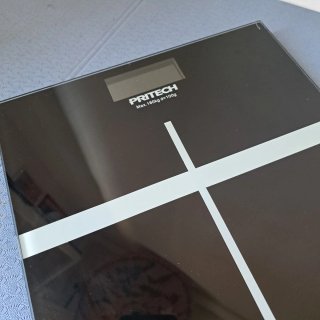 Robot aspirador Cecotec Conga 3000+ regalo balanza
