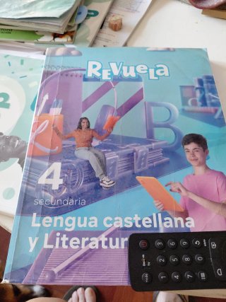 Lengua castellana y Literatura Revuela : 4 Secu...