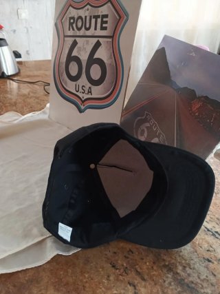Gorra Harley-Davidson y Carteles Route 66