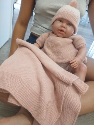 Muñeca Reborn con ropa original