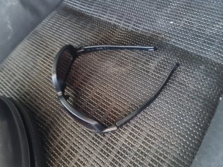 Gafas de sol negras y grises