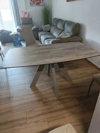 Mesa de comedor extensible moderna