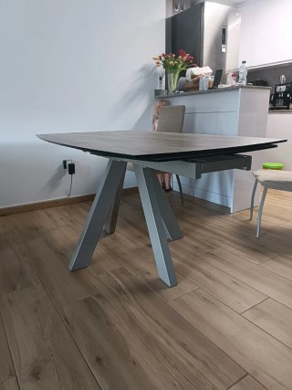 Mesa de comedor extensible moderna