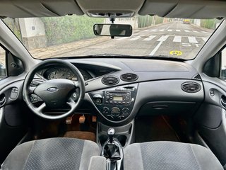Ford Focus Ghia sedan 1.6 100cv 2003 161200km