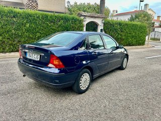 Ford Focus Ghia sedan 1.6 100cv 2003 161200km