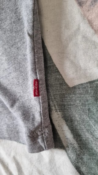 Camiseta Levi's Gris Talla M Hombre