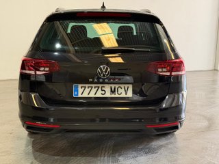 Volkswagen Passat 2022