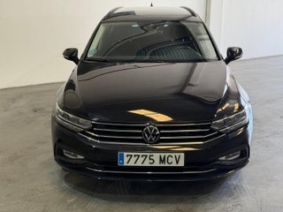 Volkswagen Passat 2022