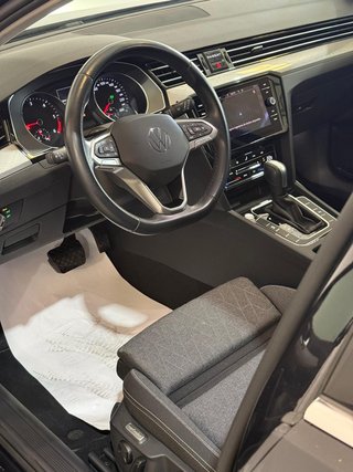 Volkswagen Passat 2022