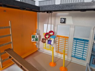 Gimnasio de colegio moderno de Playmobil