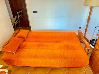 Sofá Cama Naranja con Cajones Madera