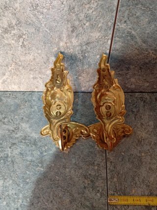 Percheros antiguos dorados (2 unidades)