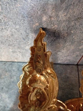 Percheros antiguos dorados (2 unidades)