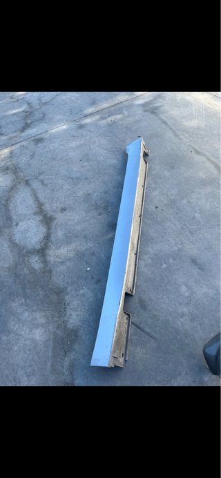 Talonera BMW E60 Lado Conductor