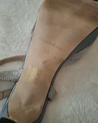 Tacones Marian Plata Talla 38