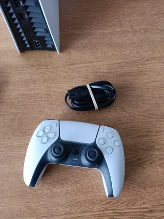 Consola PS5 Slim digital 825GB