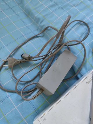 Consola Wii + 2 Juegos y Accesorios