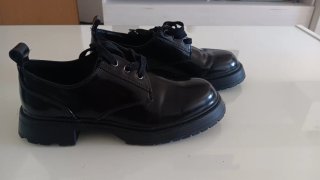 Zapatos negros de mujer