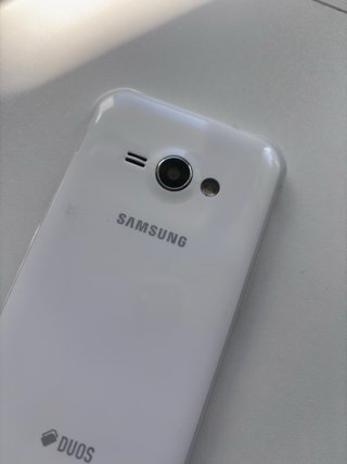 Samsung Galaxy J1 Ace Blanco