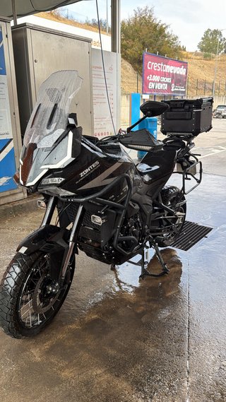 Zontes 703F Adventure Negra.