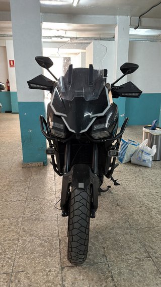 Zontes 703F Adventure Negra.