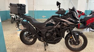 Zontes 703F Adventure Negra.