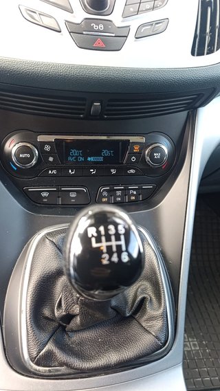 Ford Grand C-MAX 2015