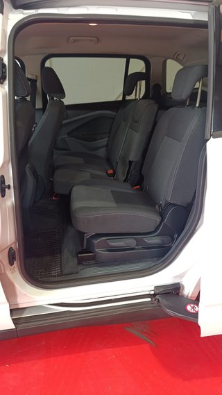 Ford Grand C-MAX 2015