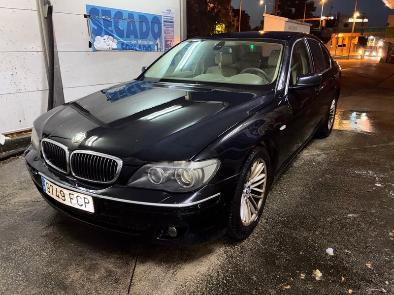 BMW Serie 7 2007 - foto 1