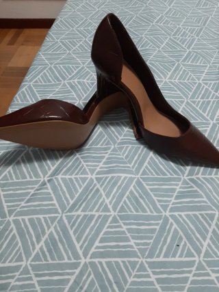 Zapatos de tacón Mango marrones