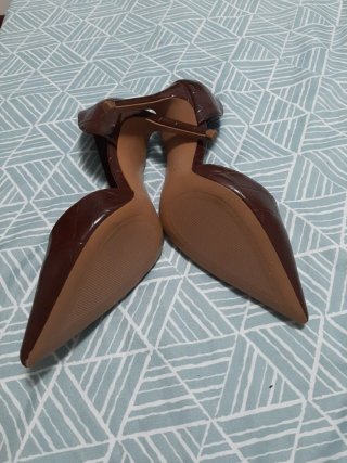 Zapatos de tacón Mango marrones